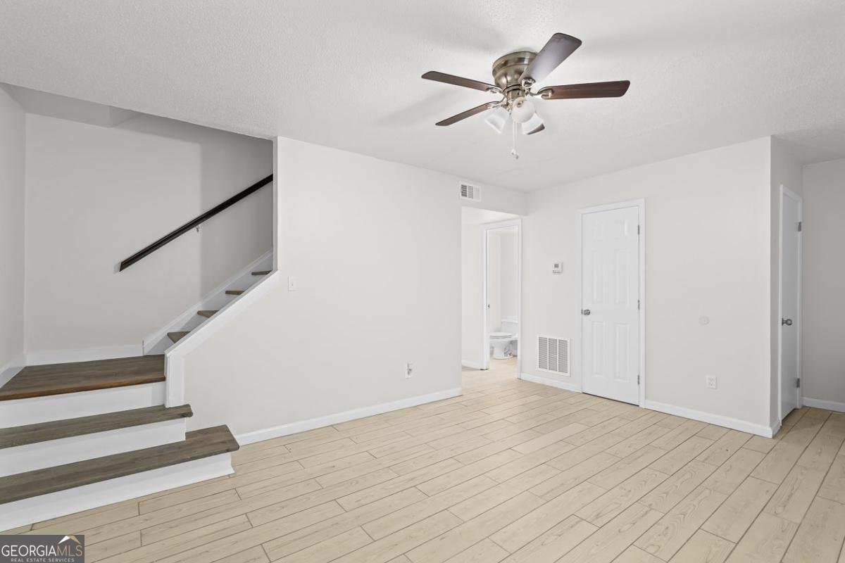 233 Peyton Place Atlanta - 3