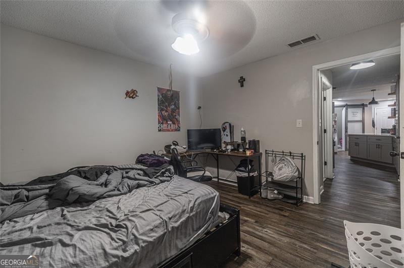 23 HAMPTON Drive White - 20