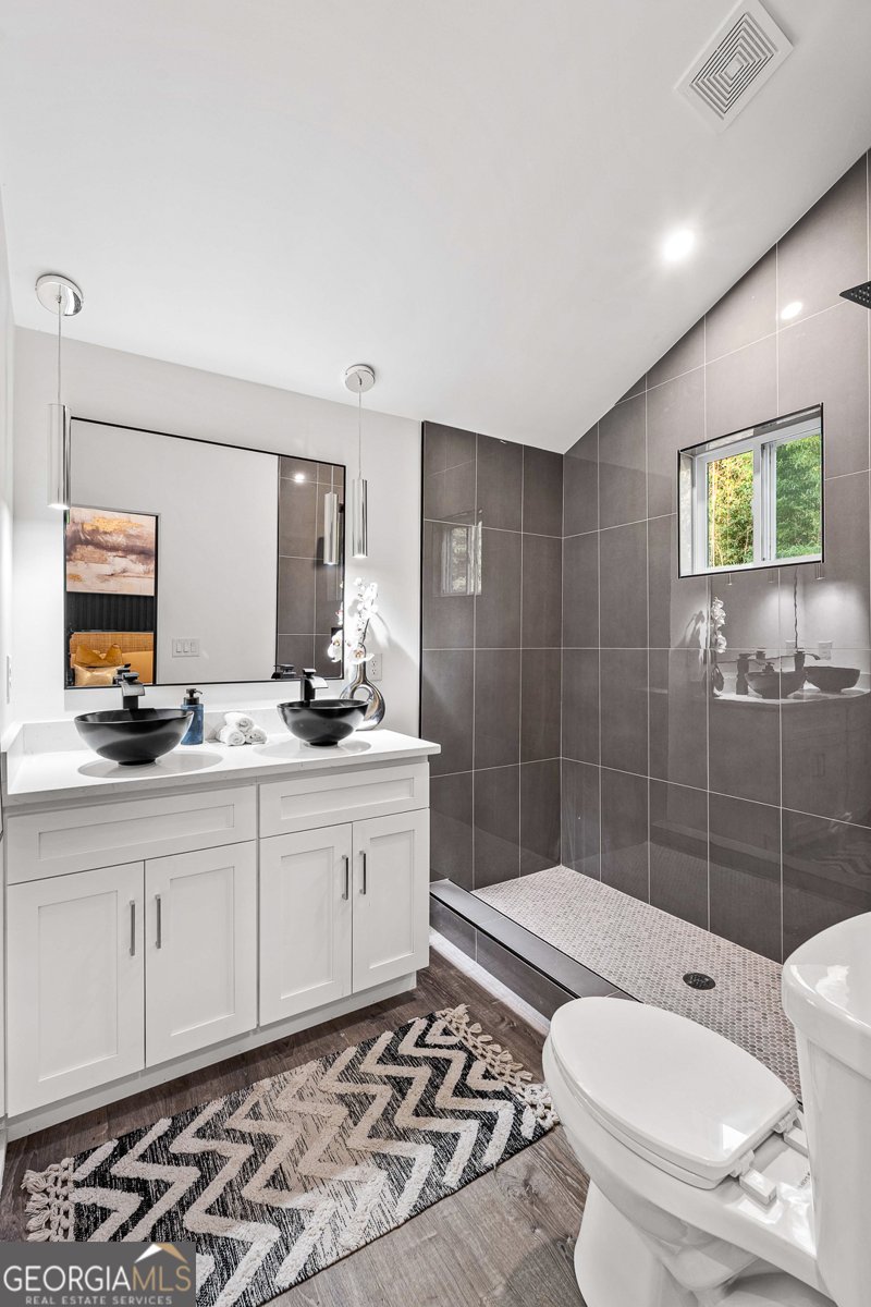 1111 Hillcrest Drive Atlanta - 20