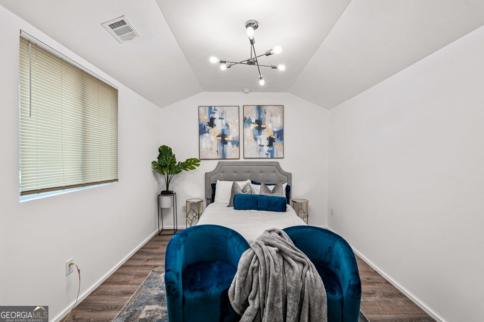 1111 Hillcrest Drive Atlanta - 24