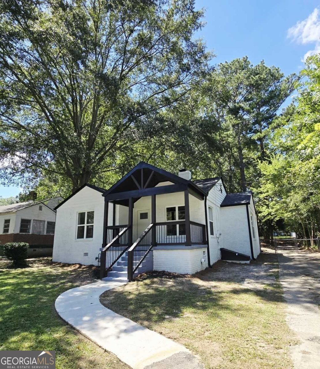 2499 Sylvan Road East Point - main photo