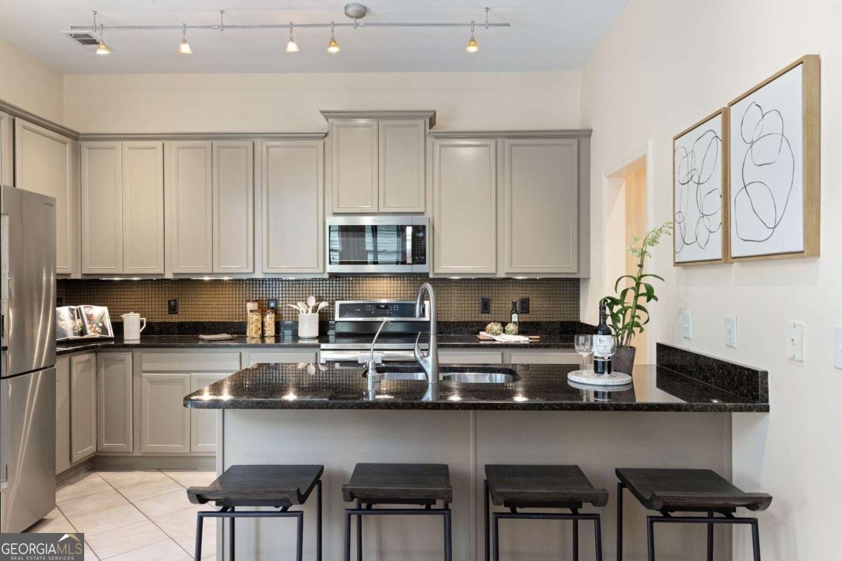 609 Irwin Street Atlanta - 13