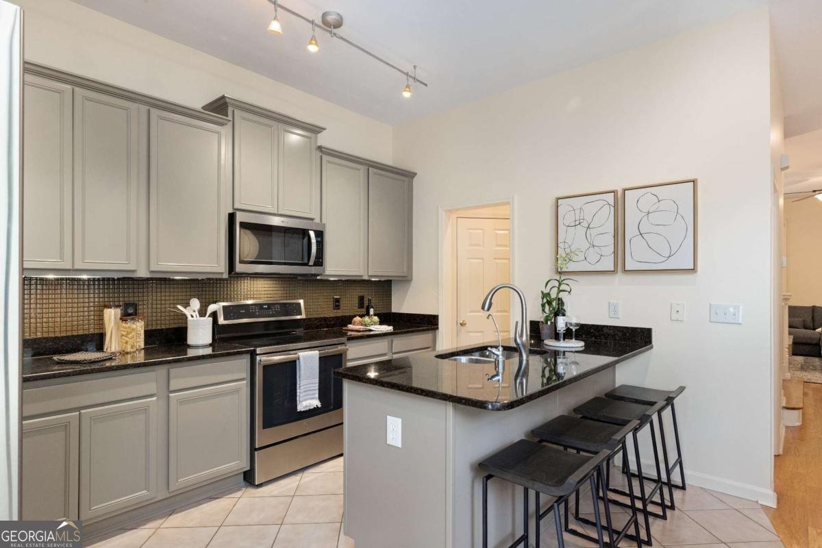 609 Irwin Street Atlanta - 14