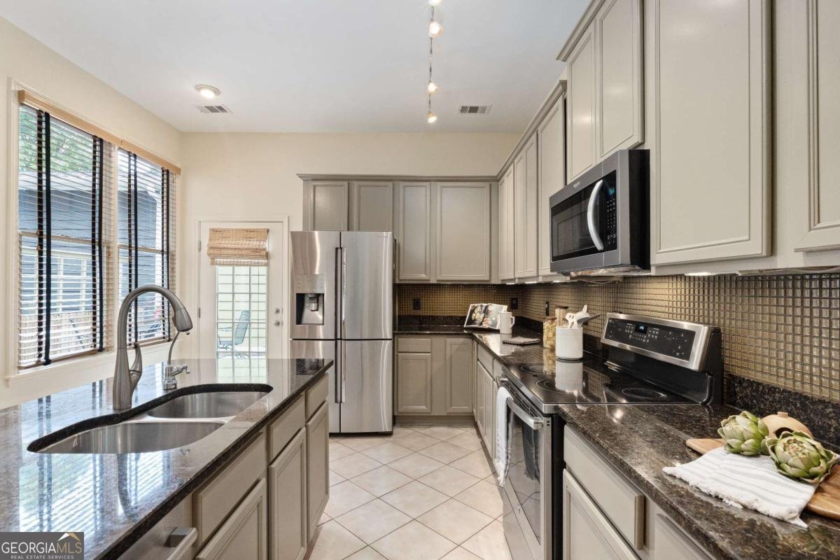 609 Irwin Street Atlanta - 16