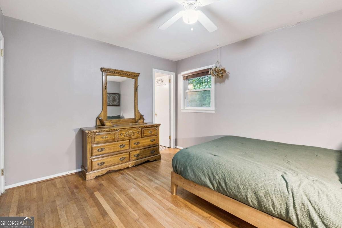 2608 Woodgreen Drive Atlanta - 23