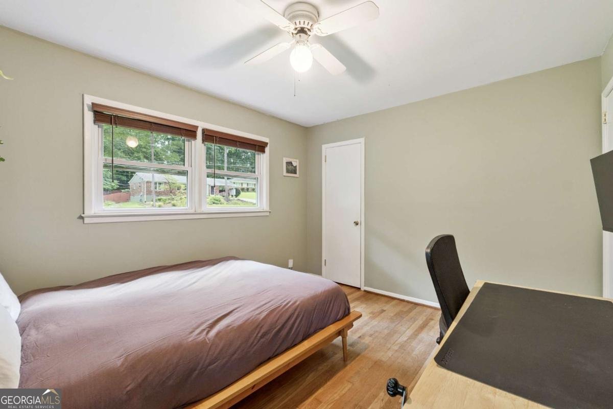 2608 Woodgreen Drive Atlanta - 27