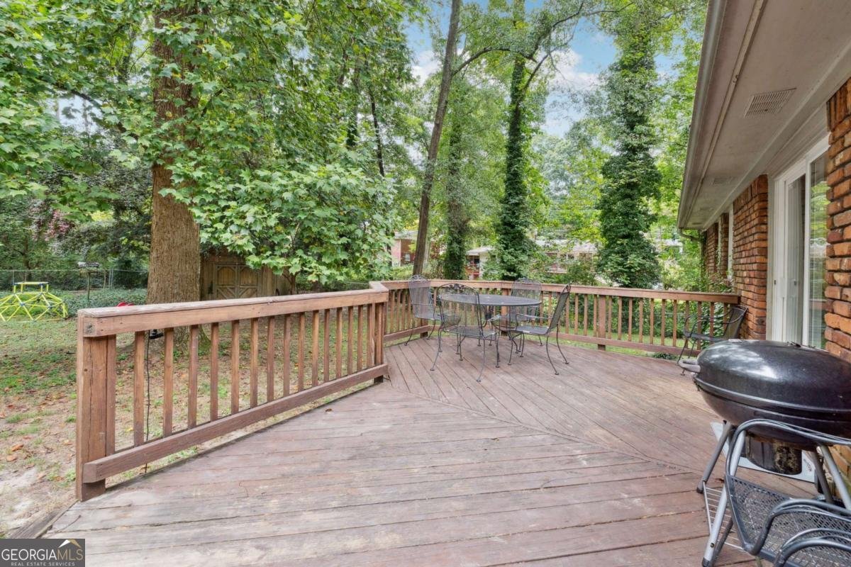 2608 Woodgreen Drive Atlanta - 33