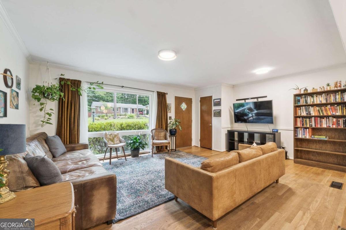 2608 Woodgreen Drive Atlanta - 8