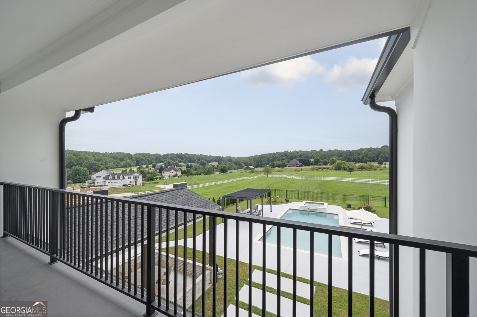 1054 Dee Kennedy Road Auburn - 23