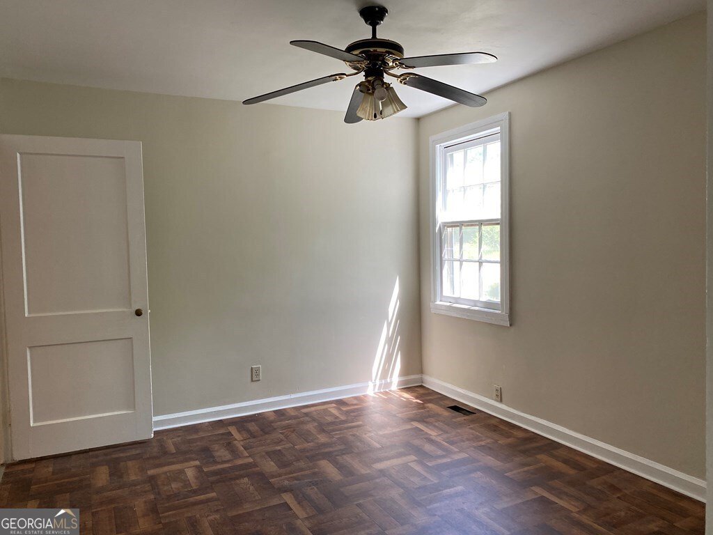 904 Moore Street Dublin - 12