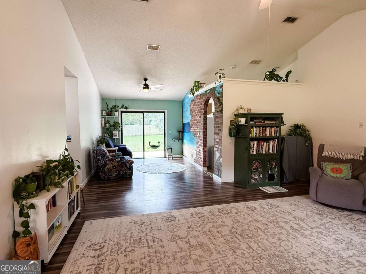 104 Westridge Court Kingsland - 6