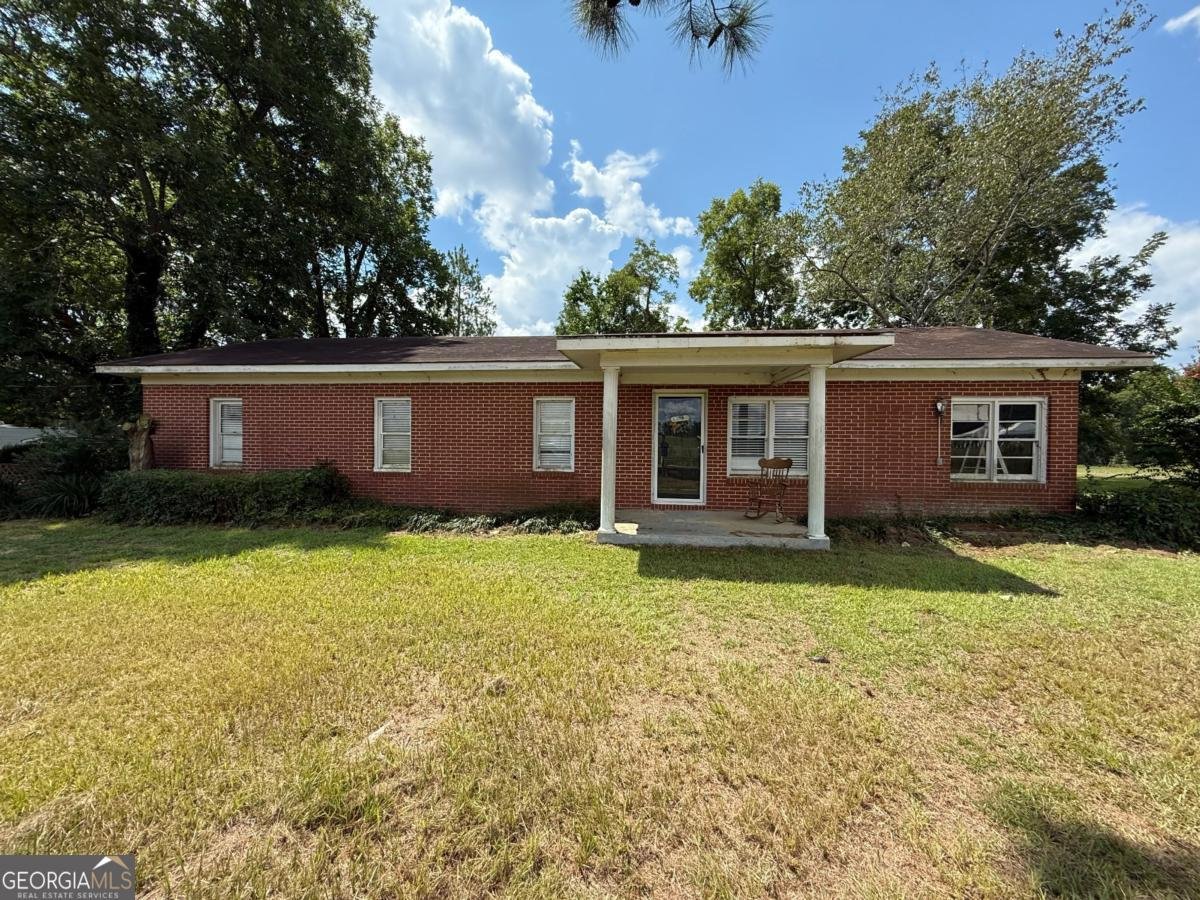 221 Rentz Bridge Road Lenox - main photo