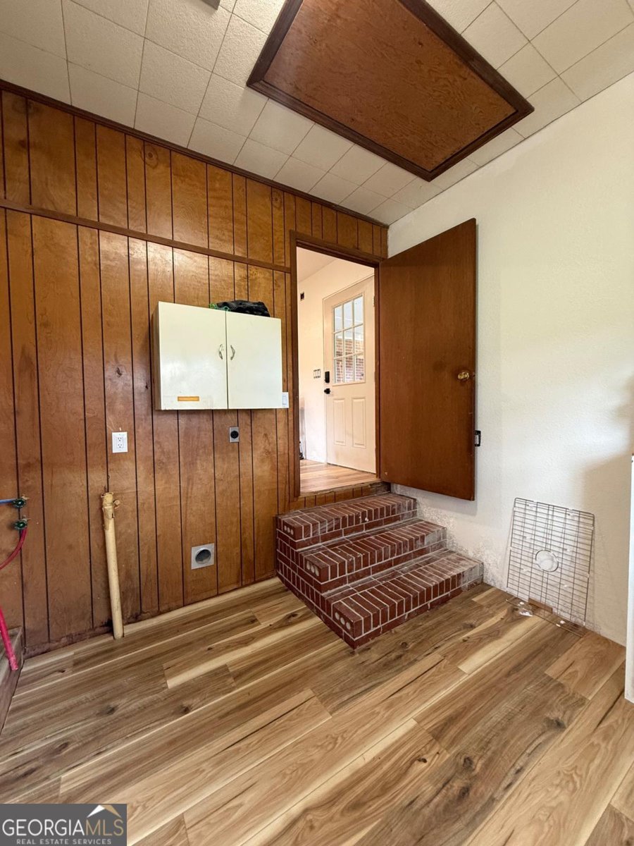 221 Rentz Bridge Road Lenox - 3