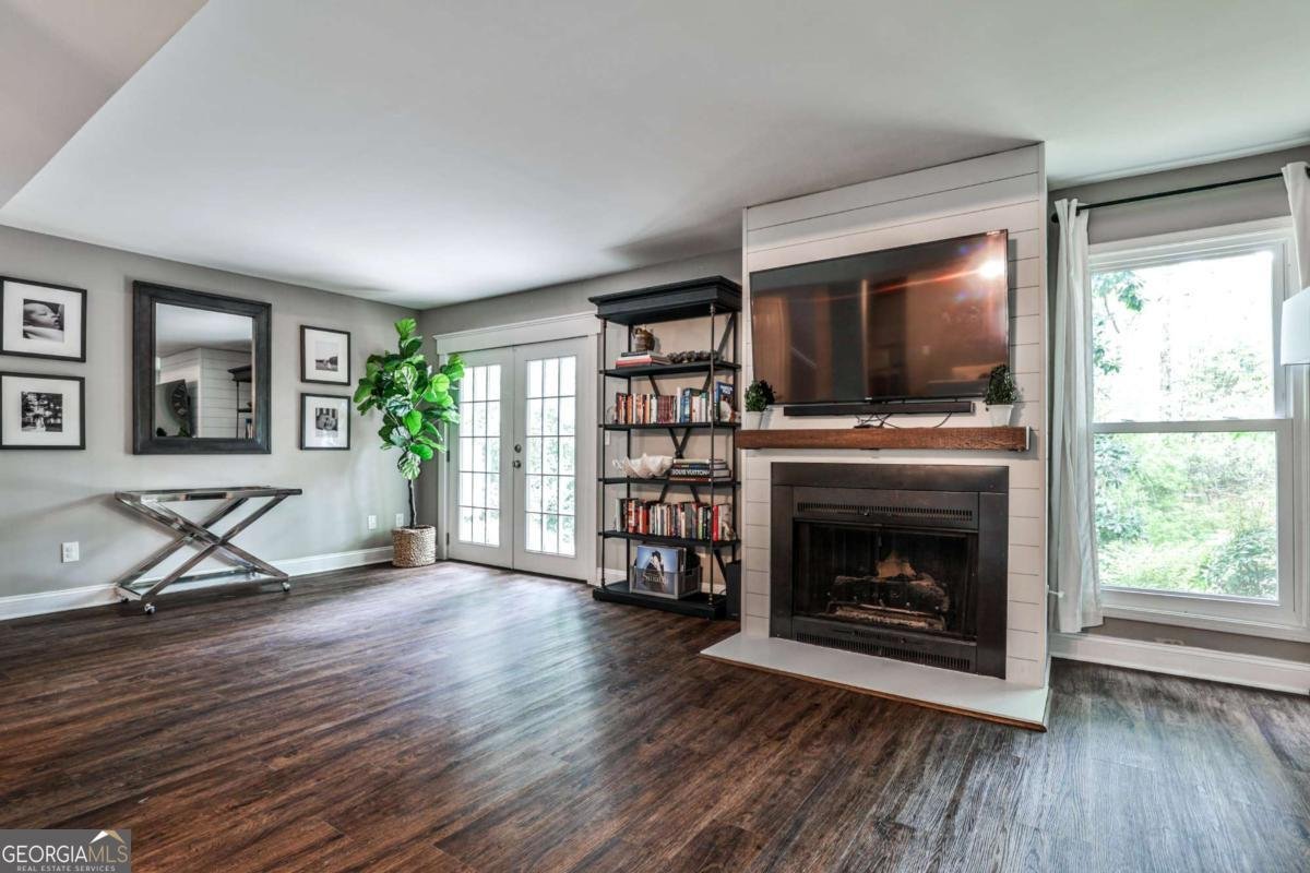 2302 Colonial Drive Brookhaven - 11