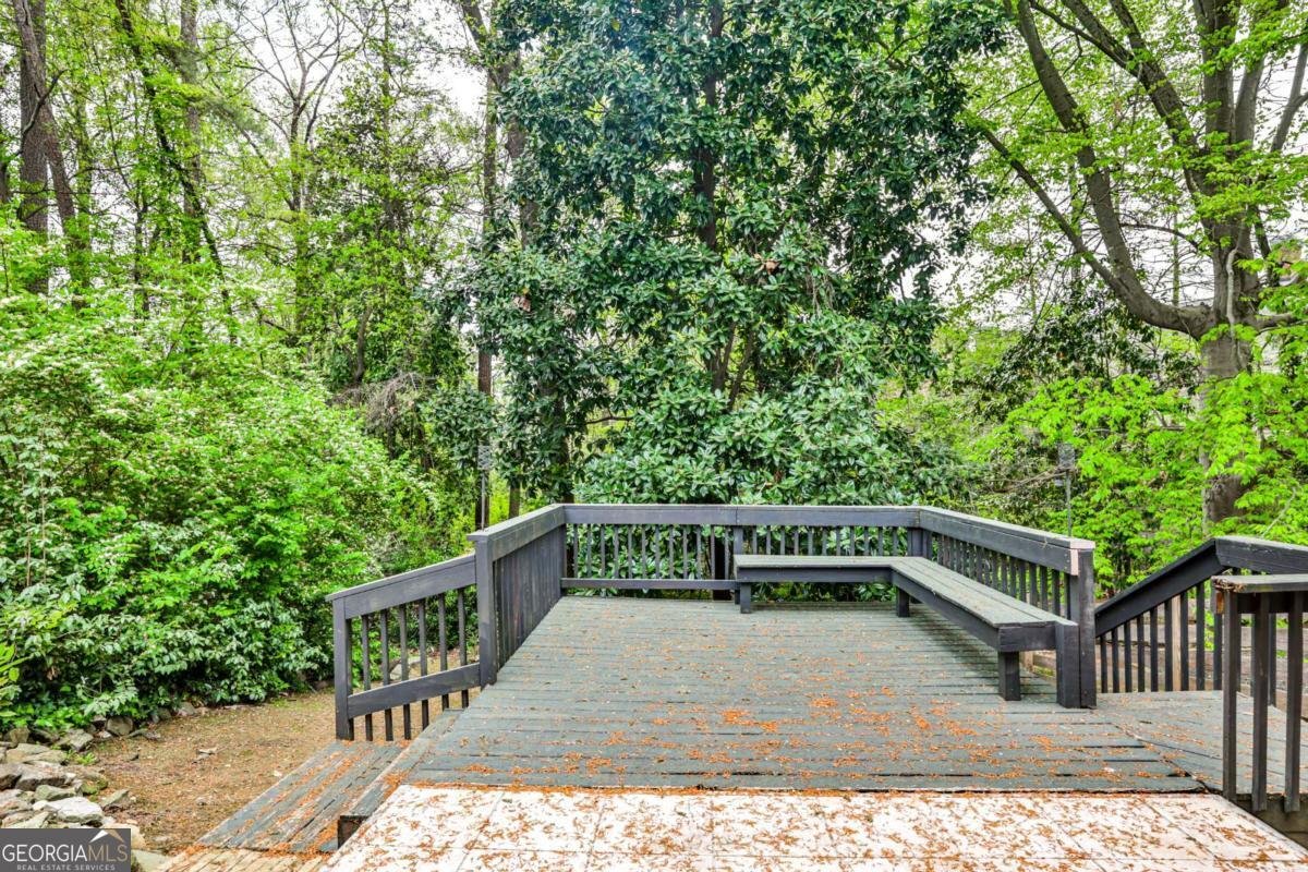 2302 Colonial Drive Brookhaven - 20