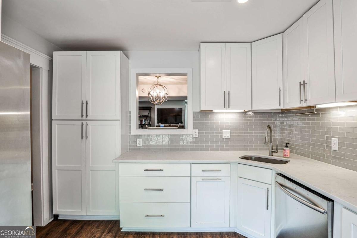 2302 Colonial Drive Brookhaven - 5