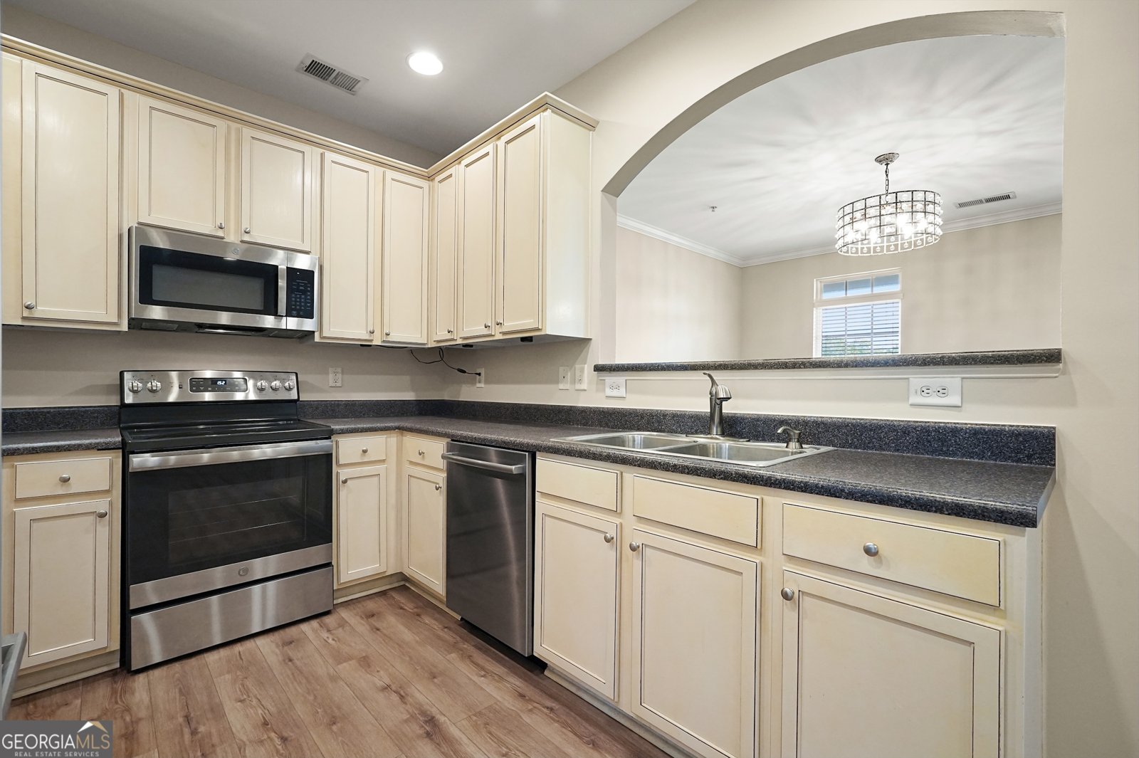 530 Georgia Way Woodstock - 9