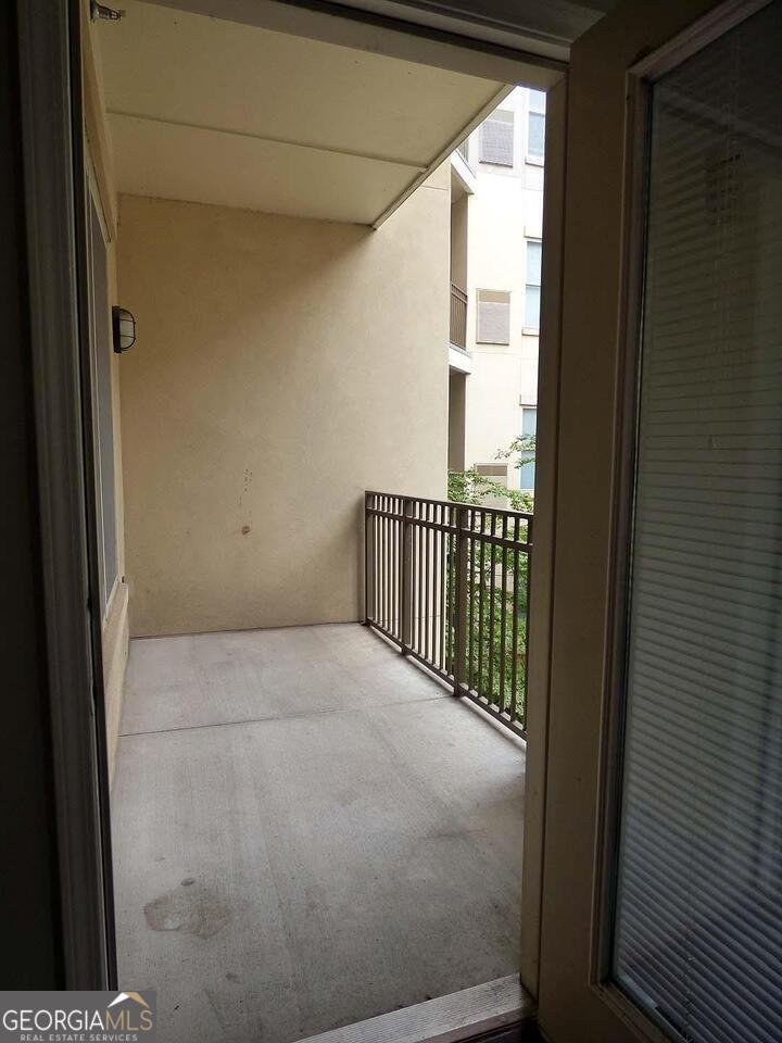 870 Mayson Turner Road Atlanta - 9