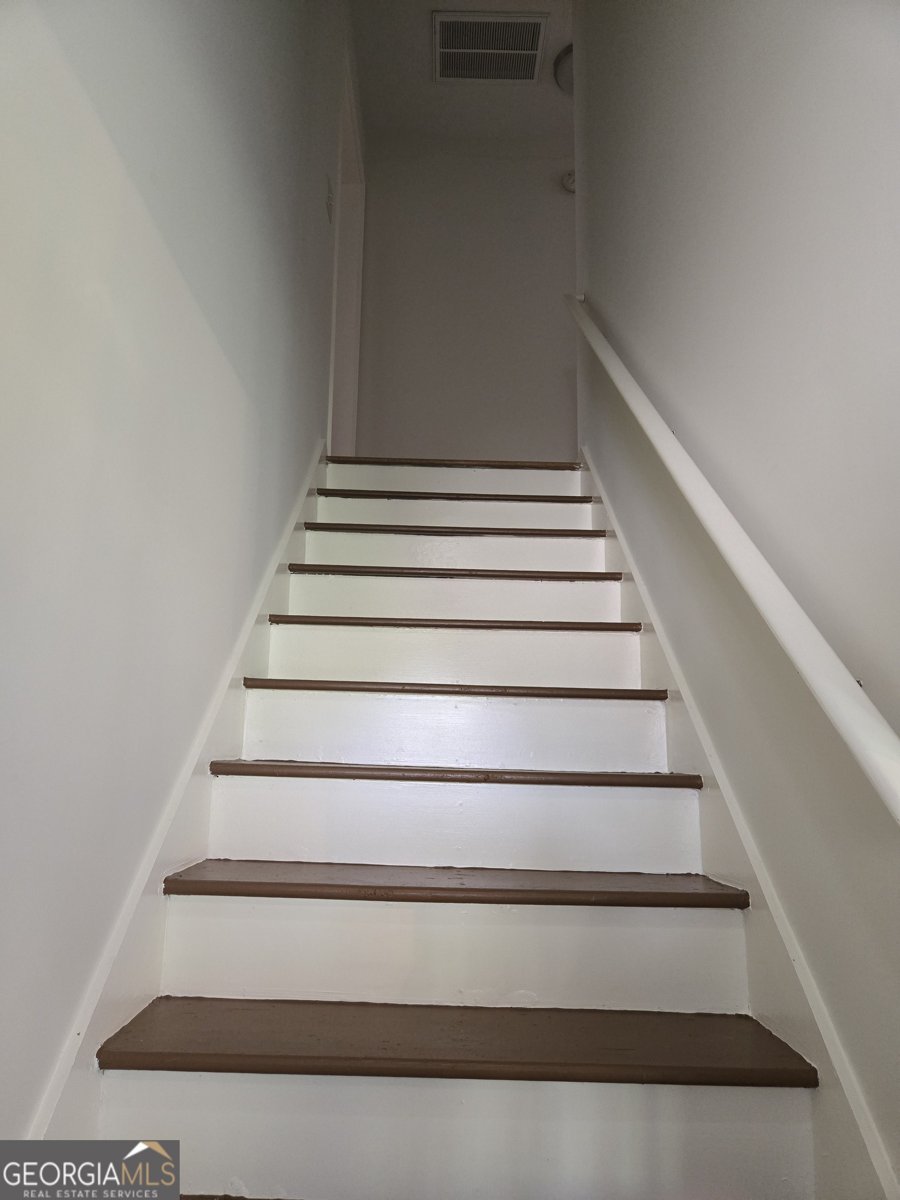 7040 Wessex Way Cumming - 32