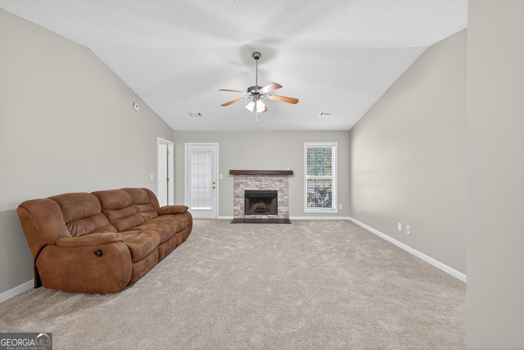 1101 Ravenwood Drive Bethlehem - 2