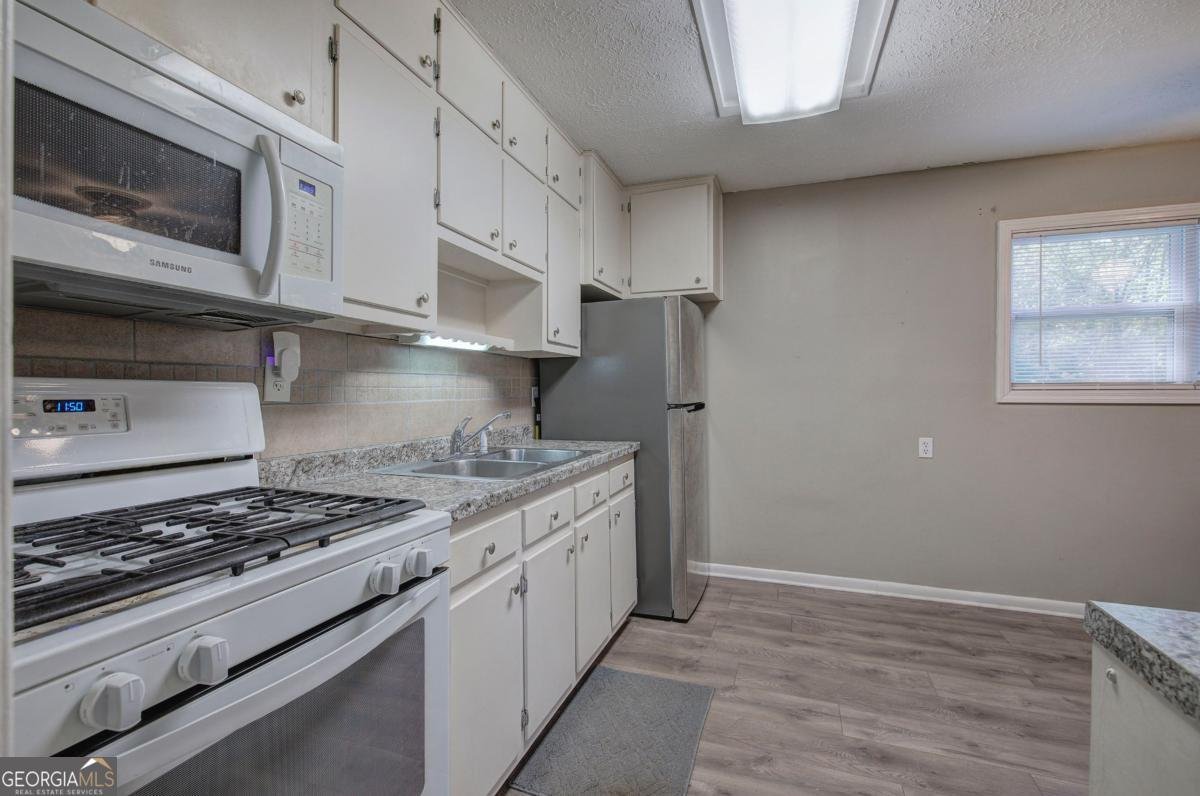 3460 Meadowview Drive Lithia Springs - 12