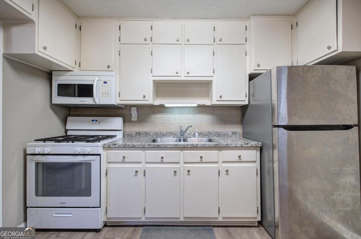 3460 Meadowview Drive Lithia Springs - 17