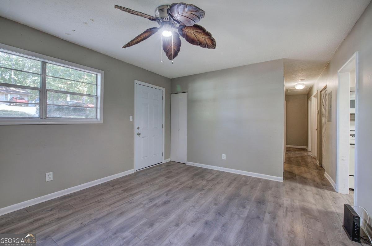3460 Meadowview Drive Lithia Springs - 4