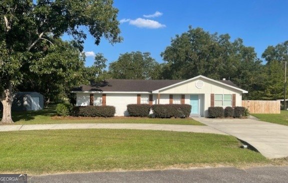 120 Westover Drive Adel - main photo