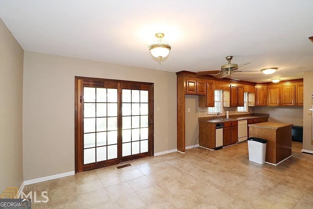 102 Shelia Drive Warner Robins - 2