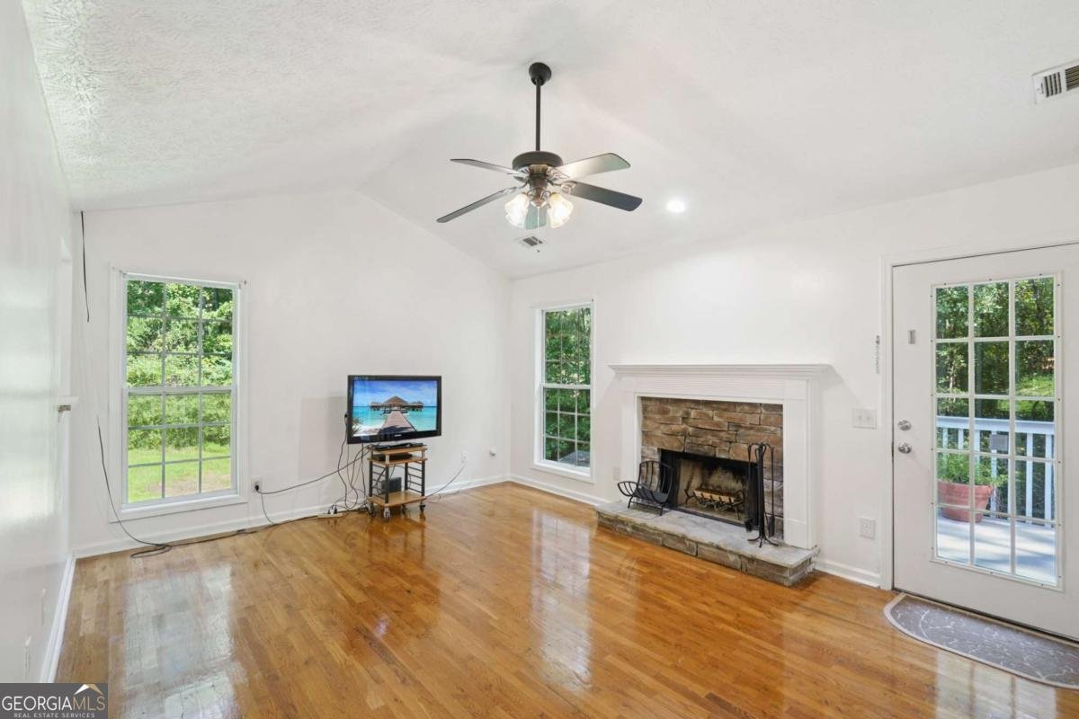 249 Forest Street Jefferson - 4