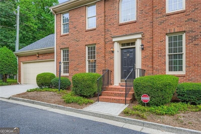 1231 Ivy Brook Lane Brookhaven - 2