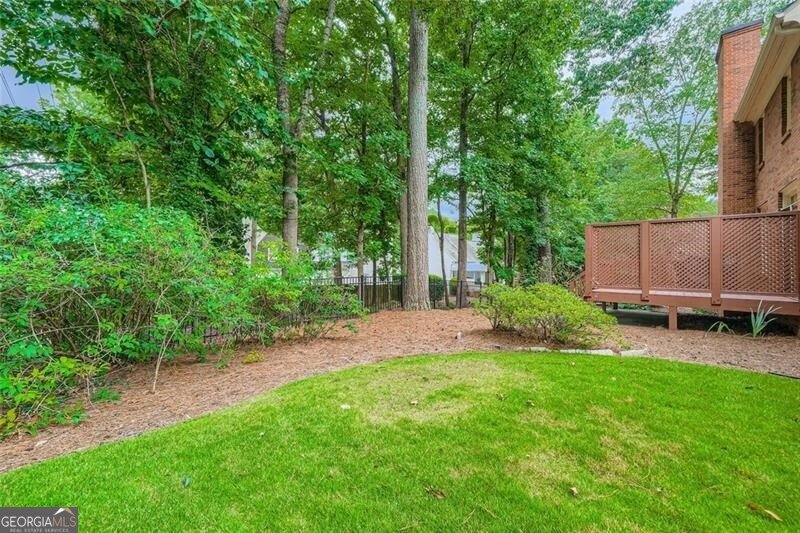 1231 Ivy Brook Lane Brookhaven - 22
