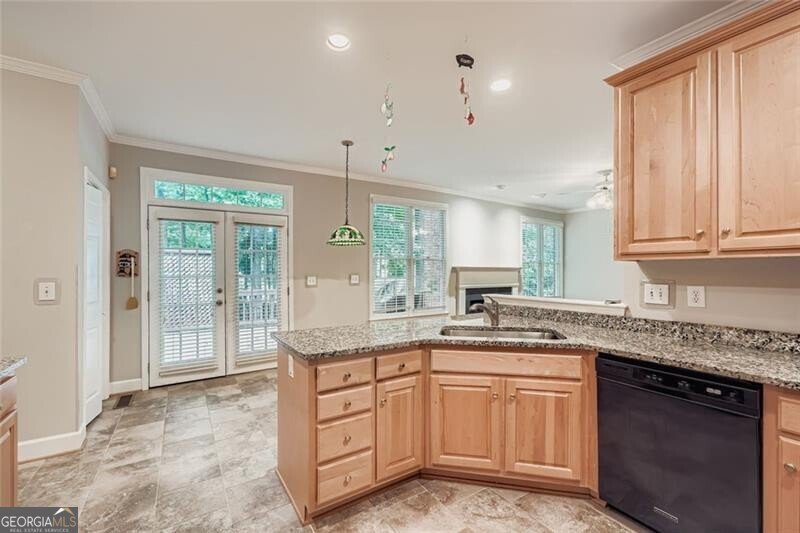 1231 Ivy Brook Lane Brookhaven - 6