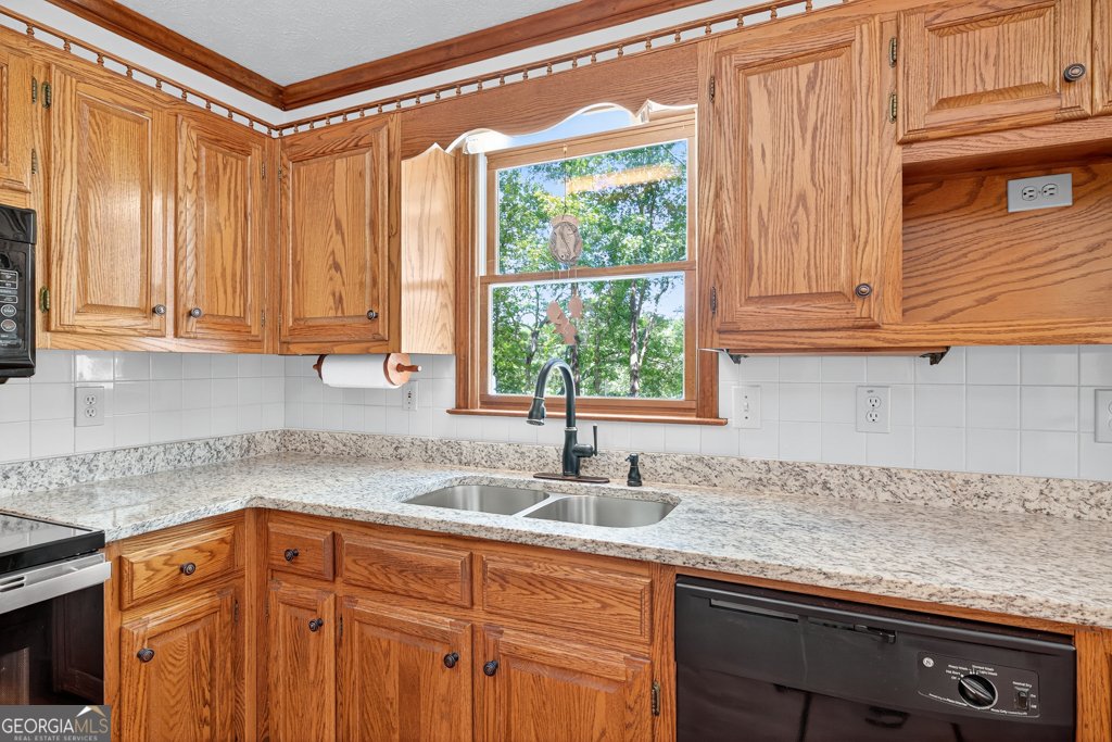 1190 Foster Road Statham - 11