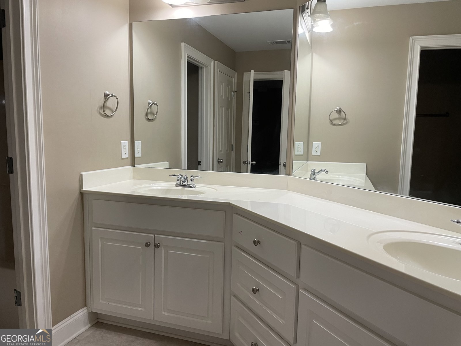 140 Wesley Drive Athens - 11
