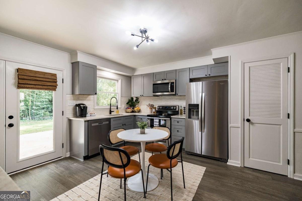 270 Atlanta Avenue Athens - 12