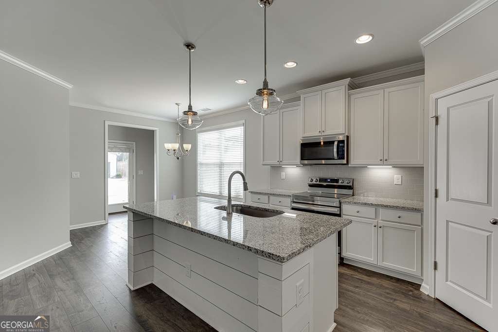 5404 Falling Branch Court Flowery Branch - 2