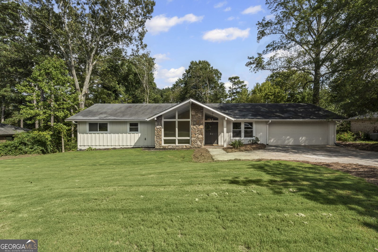 2892 Holly Springs Road Marietta - 1