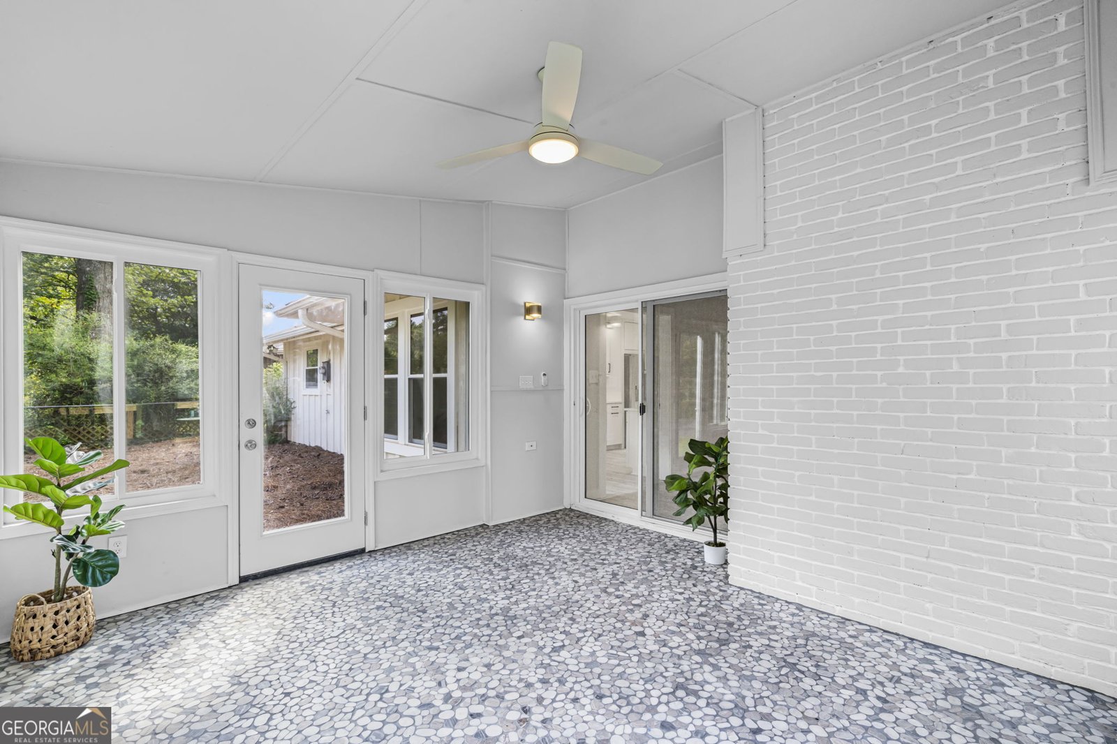 2892 Holly Springs Road Marietta - 31