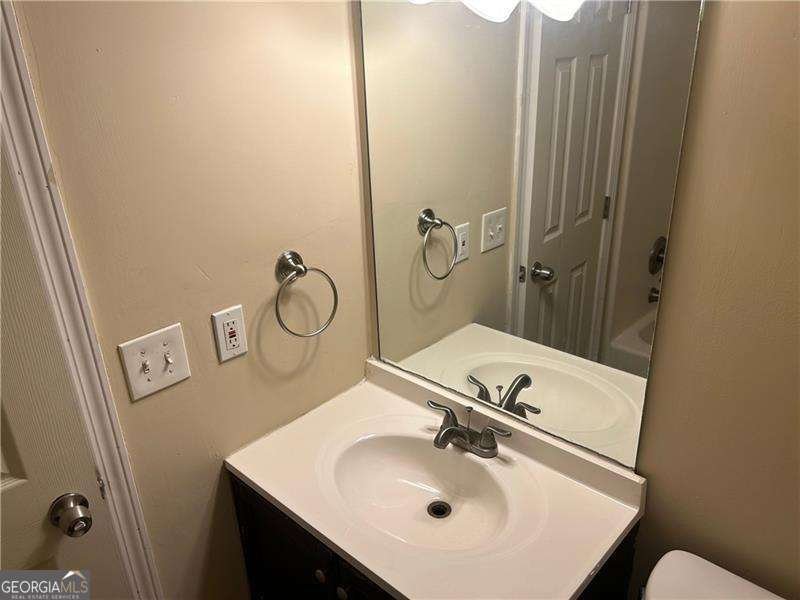 2494 Riverwood Spring Ellenwood - 17