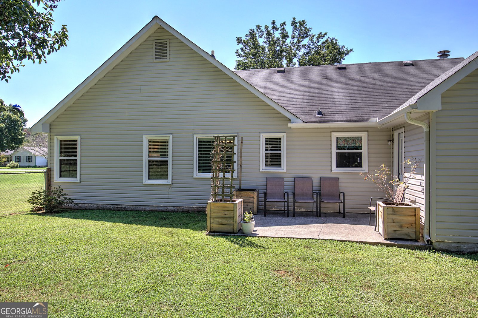 115 Estate Drive Cartersville - 1