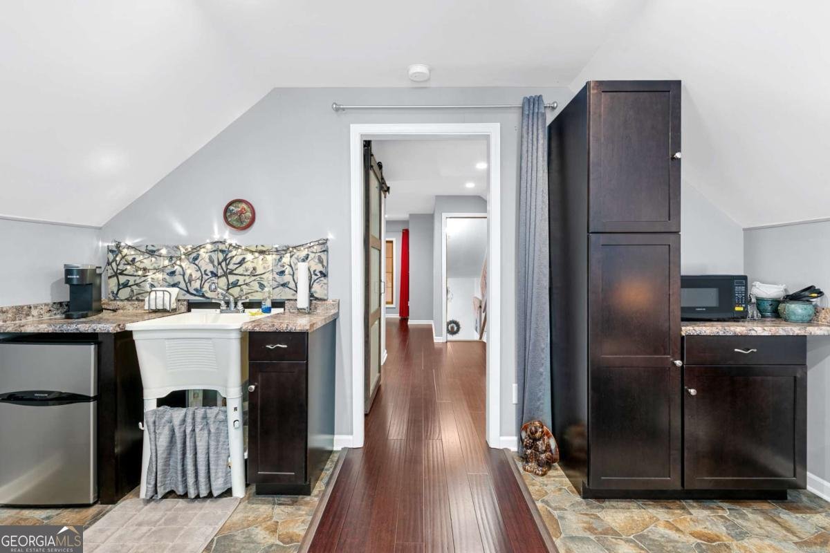 16335 Henderson Road Milton - 22