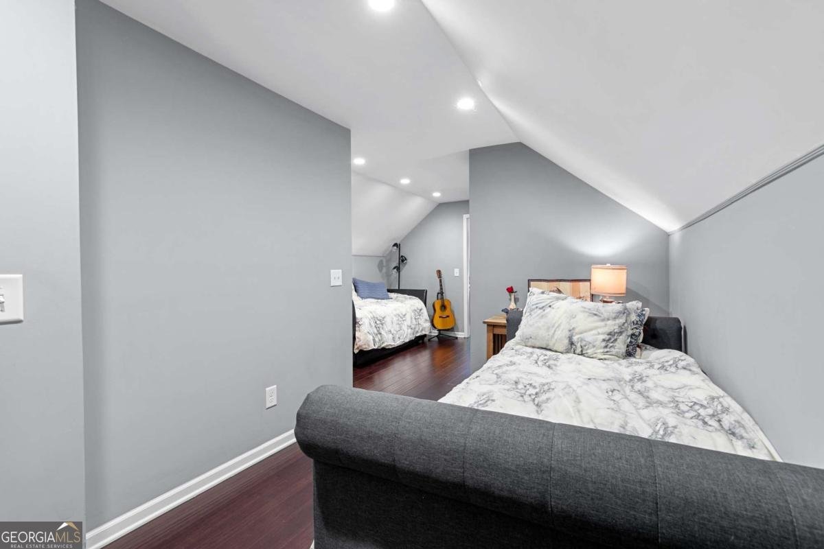 16335 Henderson Road Milton - 24