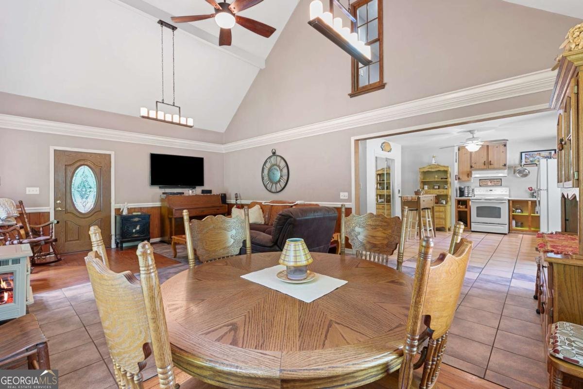 16335 Henderson Road Milton - 4
