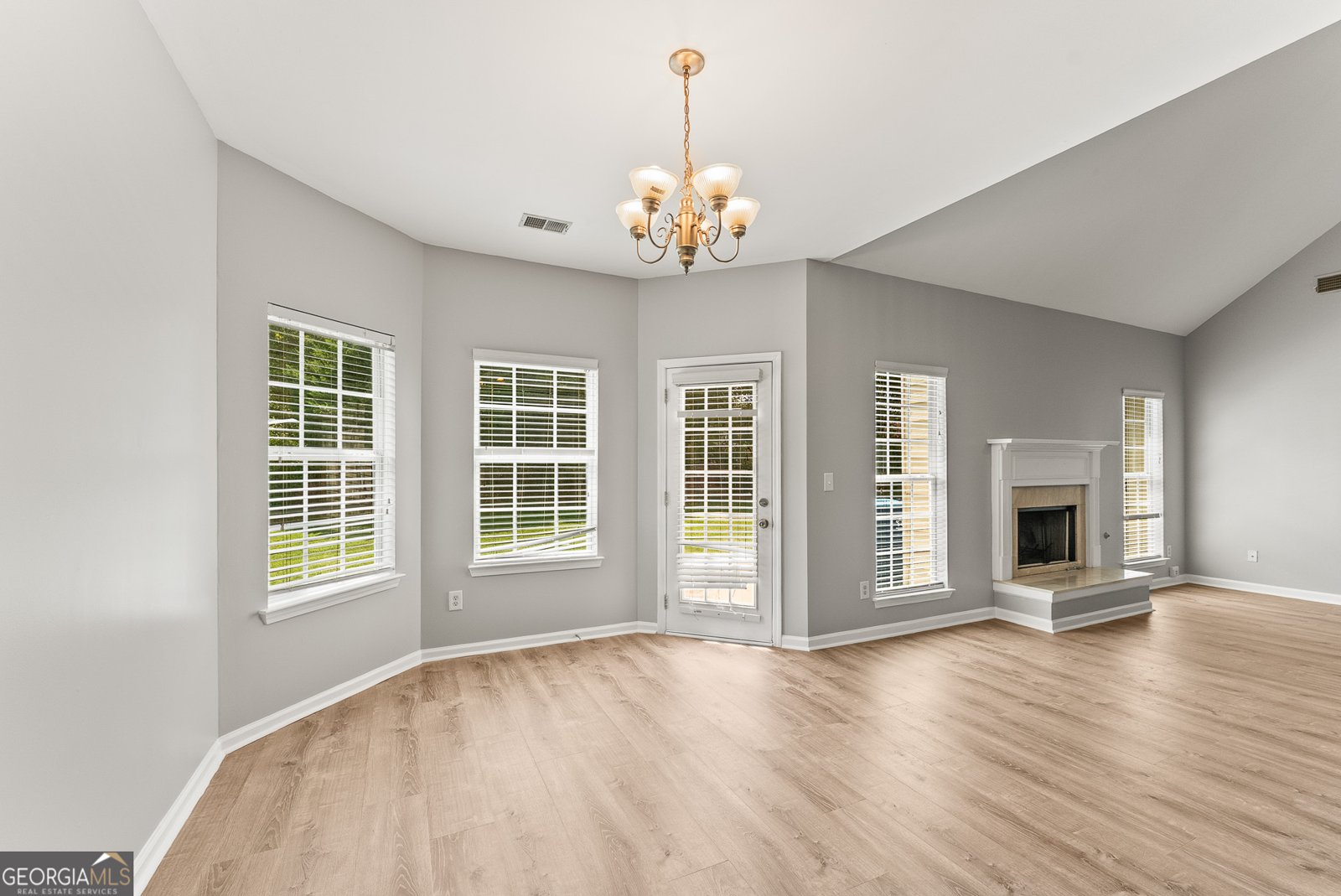 208 Jarrod Oaks Court Loganville - 9