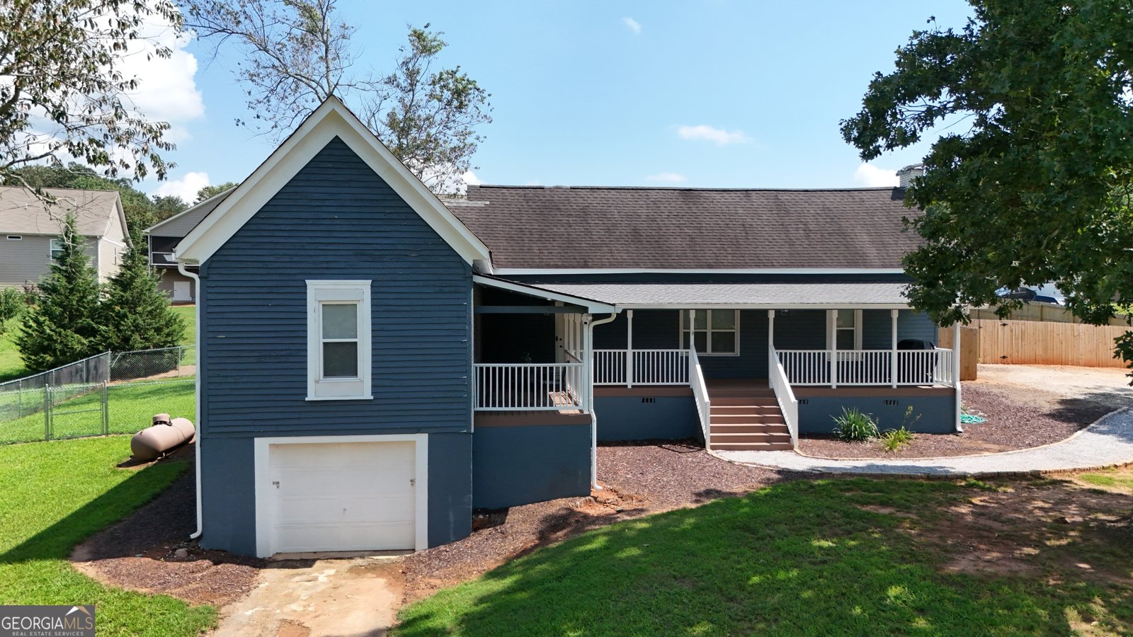 680 Elrod Street Cornelia - 1