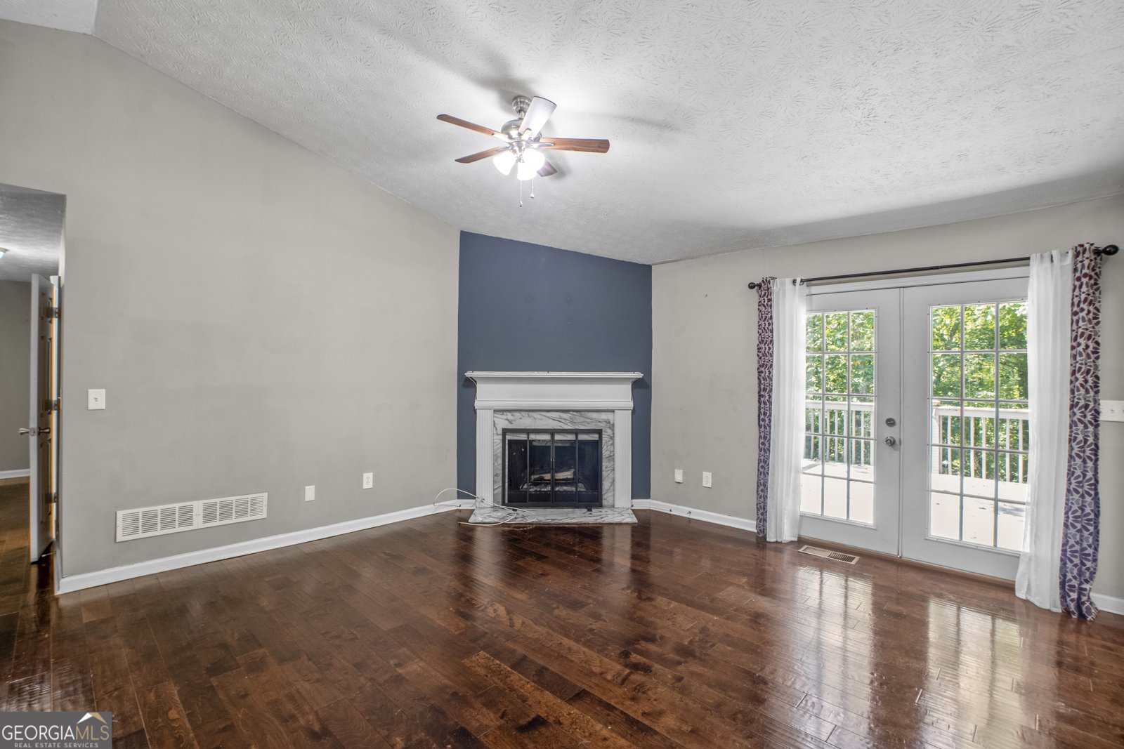 4432 Bos Circle Loganville - 11