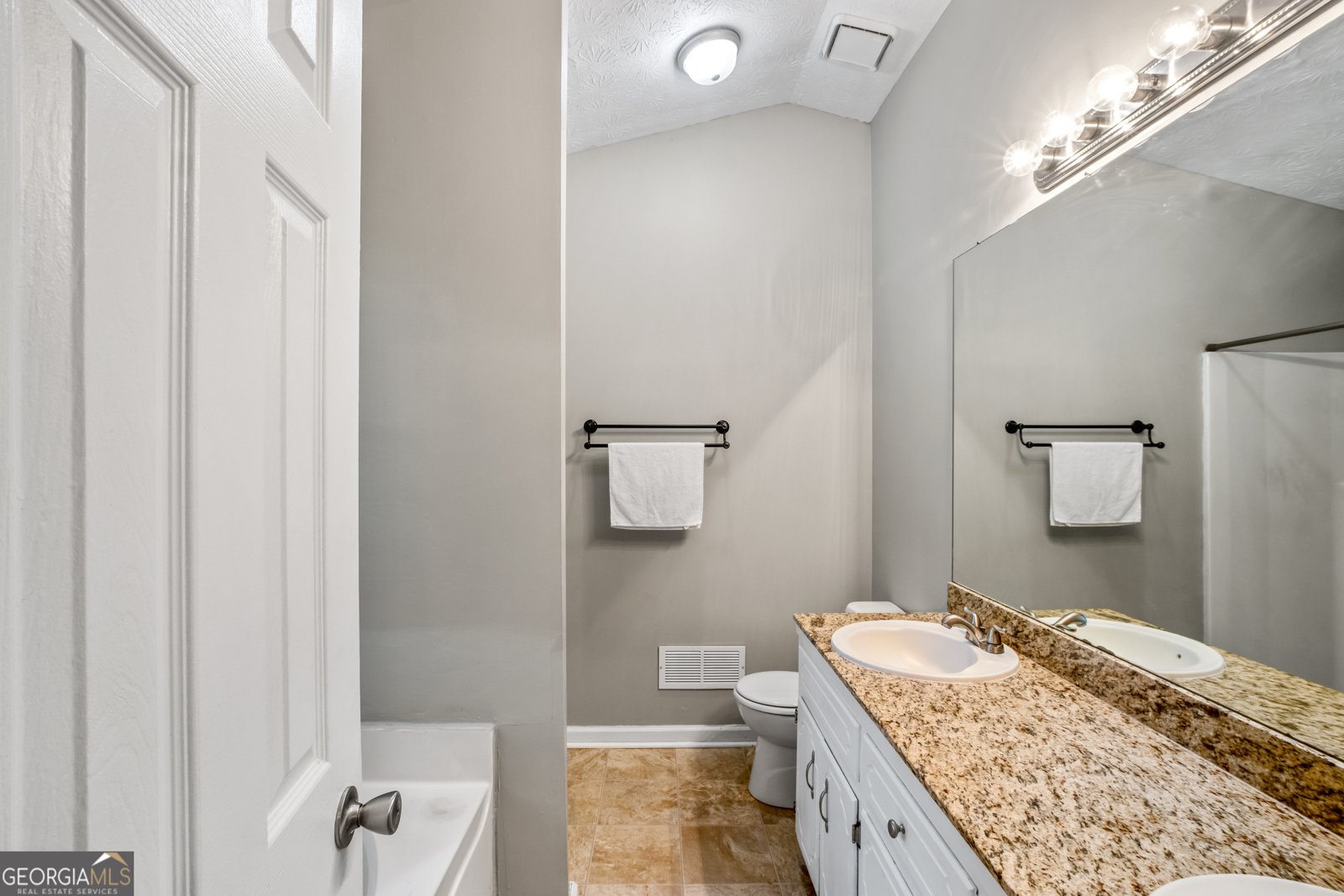 4432 Bos Circle Loganville - 32