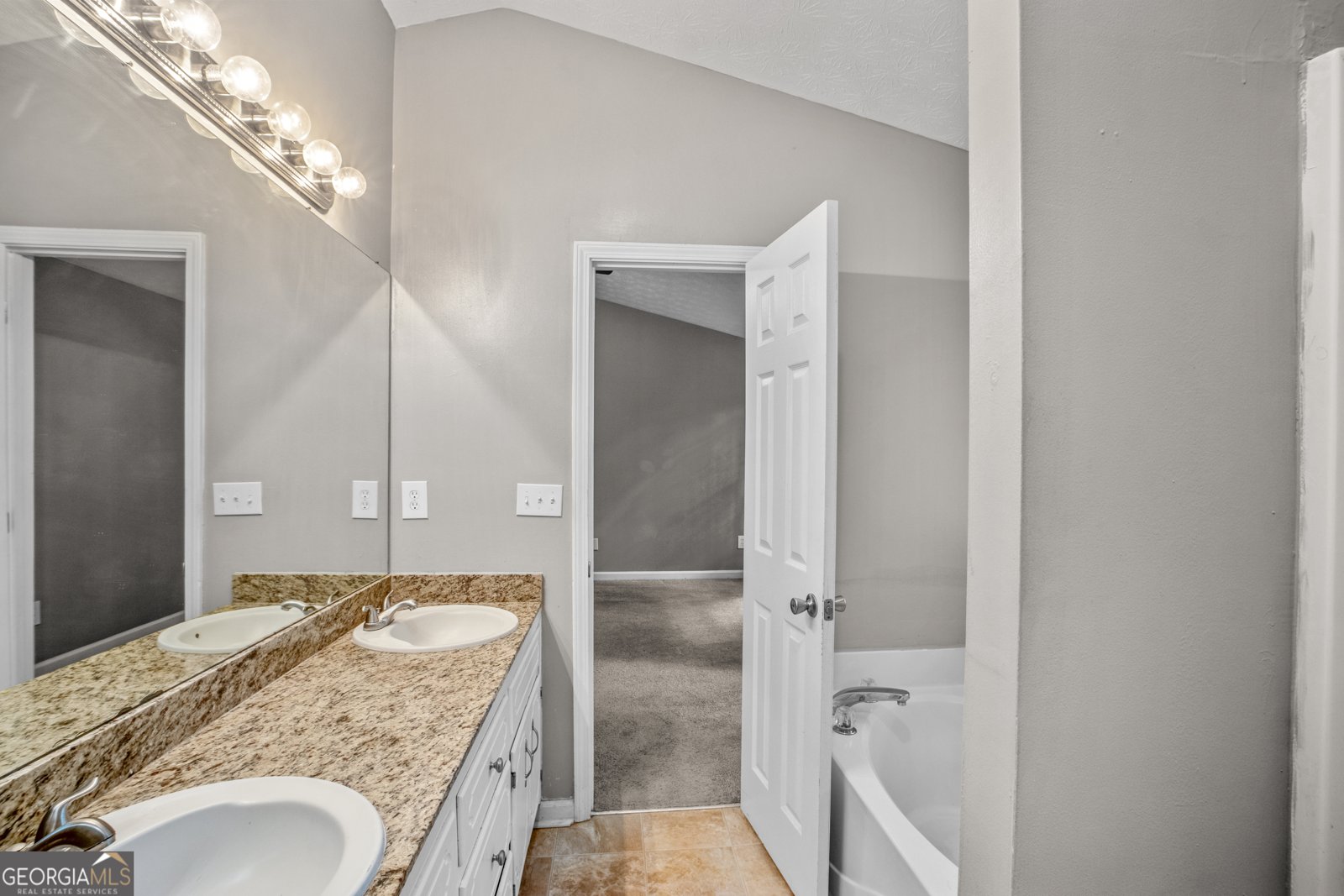 4432 Bos Circle Loganville - 33
