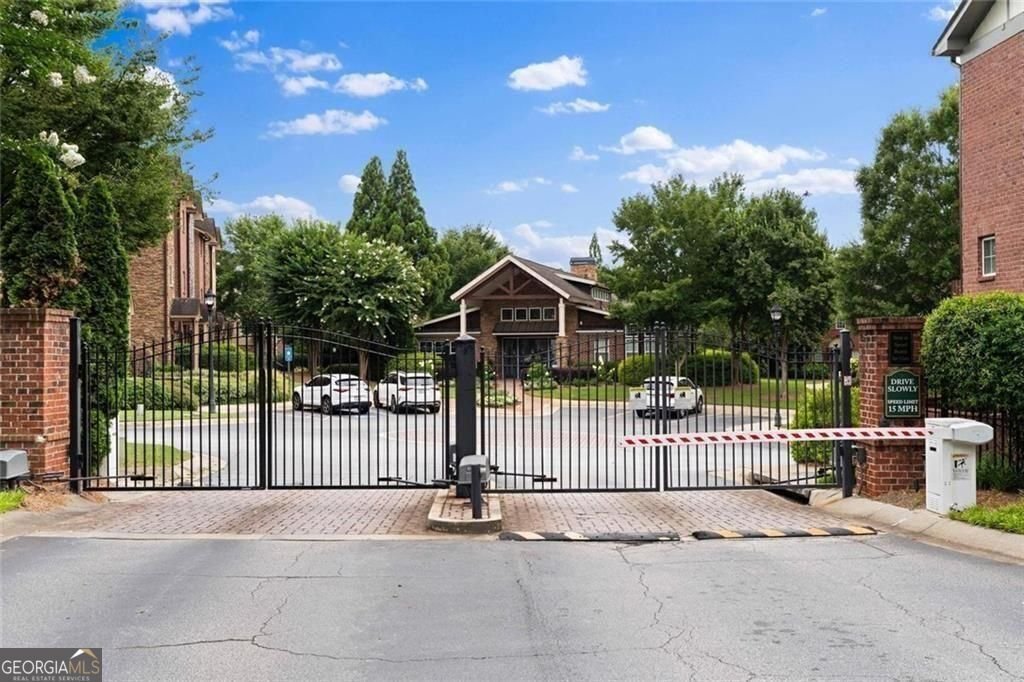 3743 Ashford Creek Avenue Brookhaven - 55